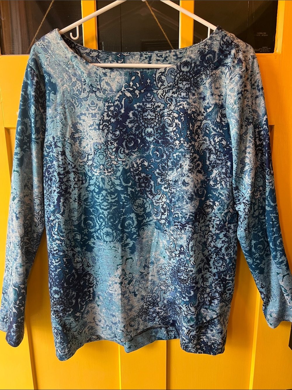 Blue Damask-Print Long Sleeve Top
